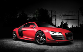 Audi R8