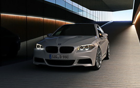 BMW M5 F10