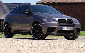 Спортивный БМВ М6