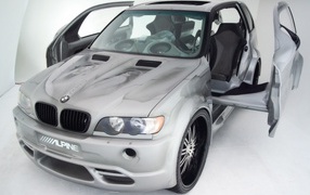 Необычный тюнинг BMW