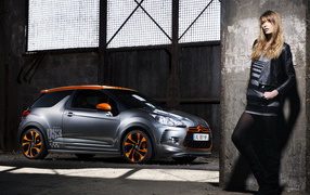 Citroen DS3 Racing скрываясь в тени