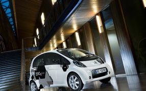 Ситроен C-Zero 2011