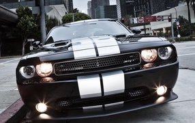 Dodge Challenger SRT8