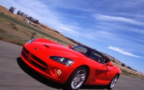 Красный Dodge Viper