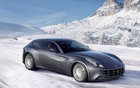 Ferrari-FF 2012