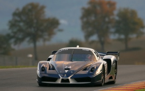 Мощный суперкар Феррари FXX