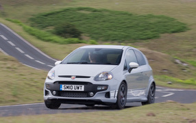 Fiat-Punto Evo Abarth
