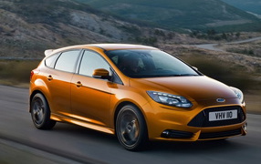 2012-Ford-Focus-ST