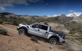 Форд F-150 SVT Раптор