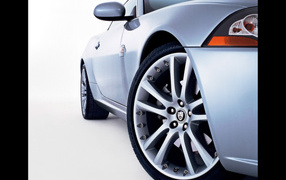 Спортивный Jaguar XK