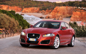 новый Jaguar XFR
