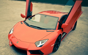 Lamborghini Aventador LP700-4