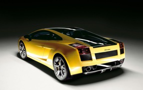 Ламборджини Галадо