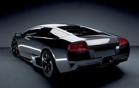 Красавица Lamborghini Murcielago 2006 года