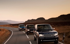 Land-Rover-Range-Rover-Trio