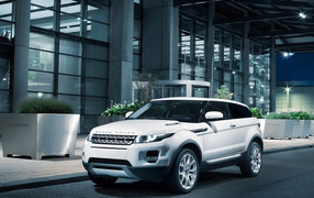 Новый Рэндж Ровер