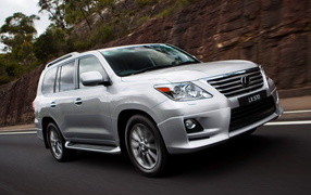 Lexus LX 570 Sports Luxury
