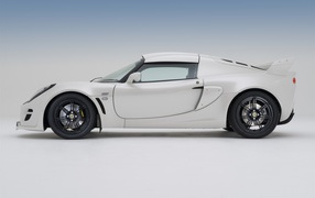 Спорткар Lotus Exige S