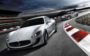 2012 Мазерати ГранТуризмо