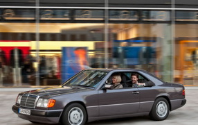 Мерседес Бенц С 124 Серии