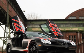 Edo-Competition-Mercedes-Benz-SLR-Black