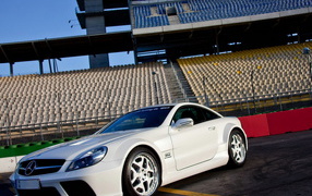New Mercedes-Benz-SL-65-AMG