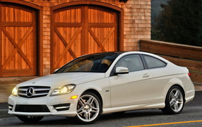 Mercedes-Benz-C-Class Coupe