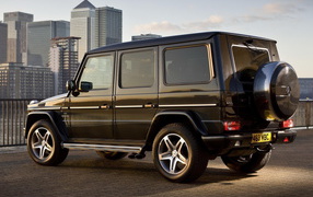 Mercedes-Benz-G-Class UK Version