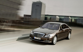 Mercedes-Benz-S-Class