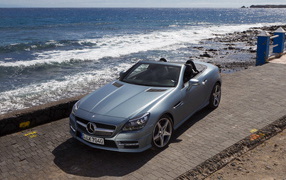 Mercedes-Benz-SLK350