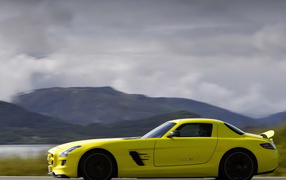 Мерседес Бенц SLS-AMG