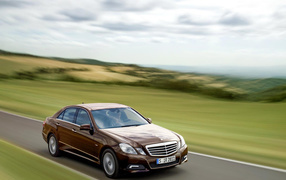 Мерседес Бенс Е-класс