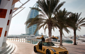 Мерседес Бенс SLS AMG