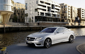 Мерседес Бенц CL63 AMG