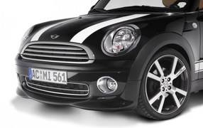 Черный Мини