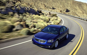 Митцубиси Галант в движении