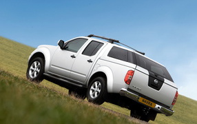 Nissan Navara Aventura X-back