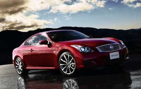 Nissan Skyline 370 GT Coupe