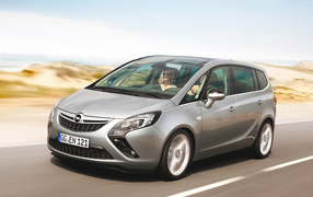 2012 Opel-Zafira Tourer