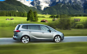 Opel-Zafira Tourer