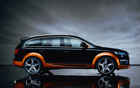 Красивый черный авто