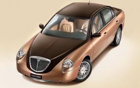 Коричневая Lancia