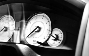 Панель  приборов