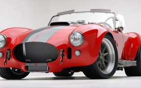 Красный спорткар