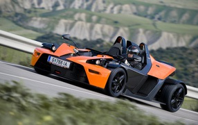 Спортивный болид