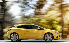 Vauxhall-Astra GTC