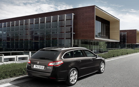 Новый Пежо 508