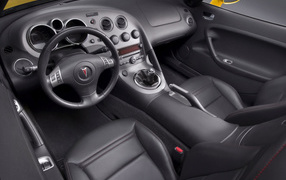 Салон машины Pontiac Solstic