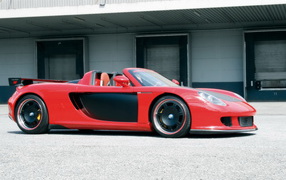 Порше ДжиТи Т900 секунды до рывка