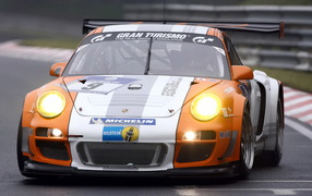 Porsche-911-GT3-R-Hybrid-Racing